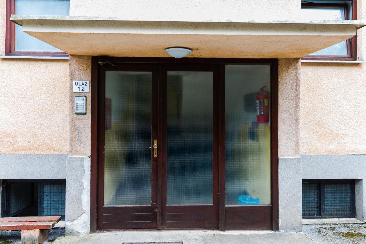 Apartmant Borna สลูน ภายนอก รูปภาพ