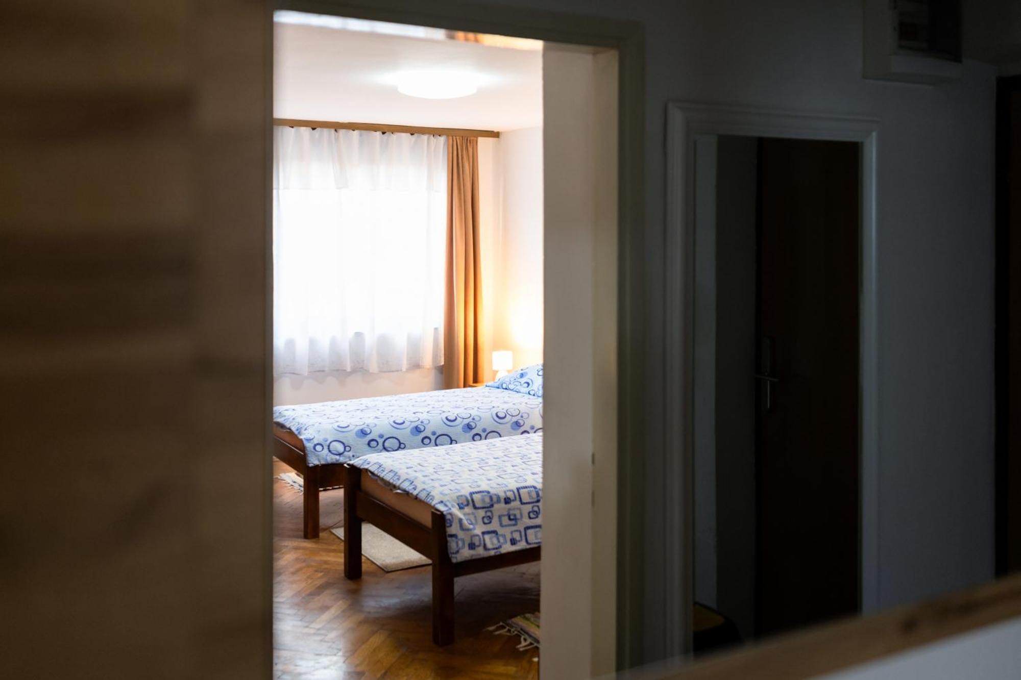 Apartmant Borna สลูน ภายนอก รูปภาพ